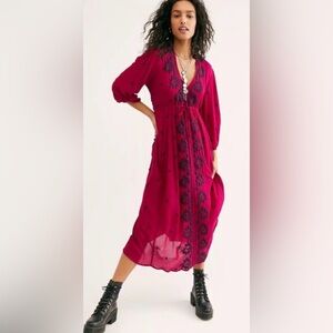 green emerald velvet dress GC Free People Embroidered Fable Midi Dress (MEDIUM) main image 1